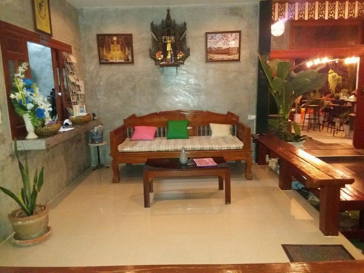 Pk Hostel Phra Nakhon Si Ayutthaya Exteriör bild