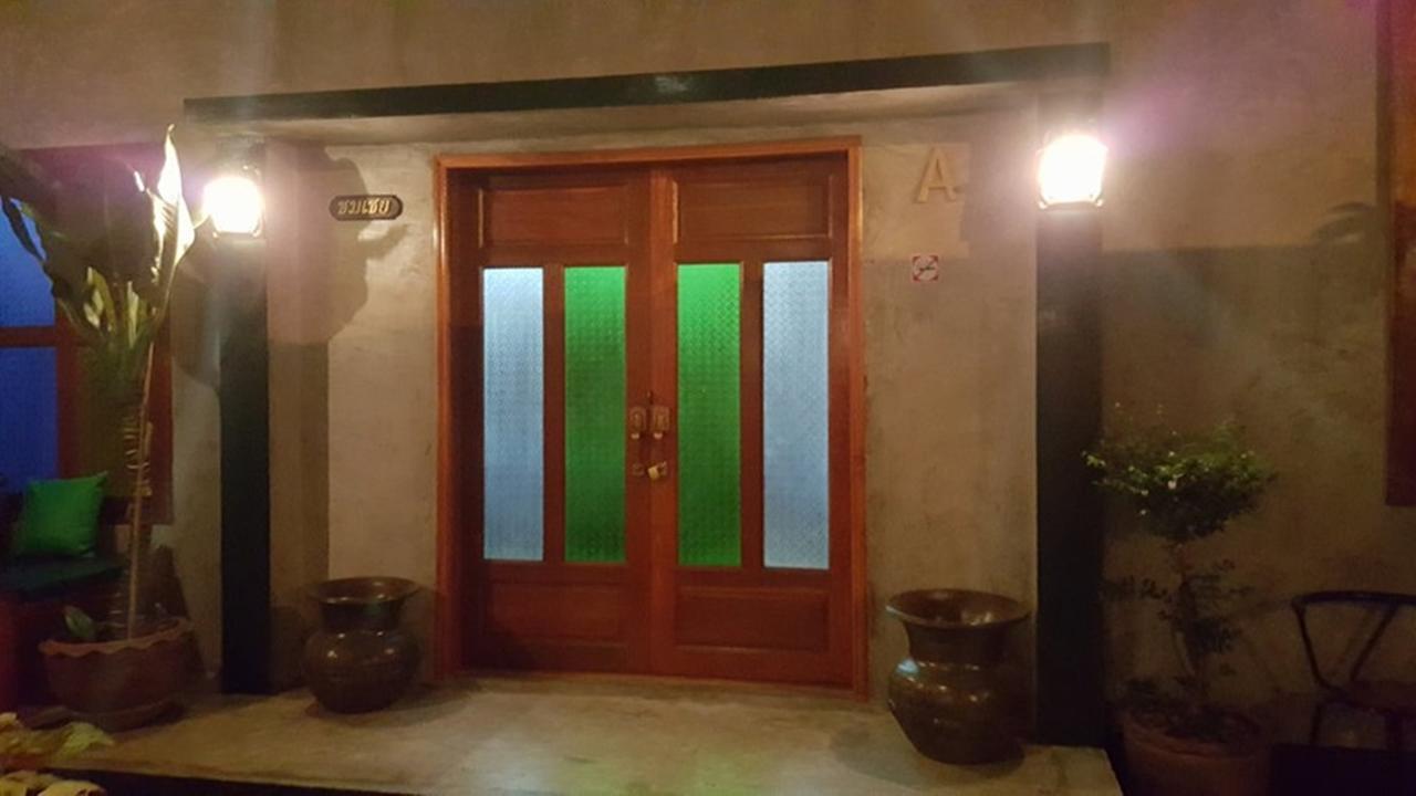 Pk Hostel Phra Nakhon Si Ayutthaya Exteriör bild