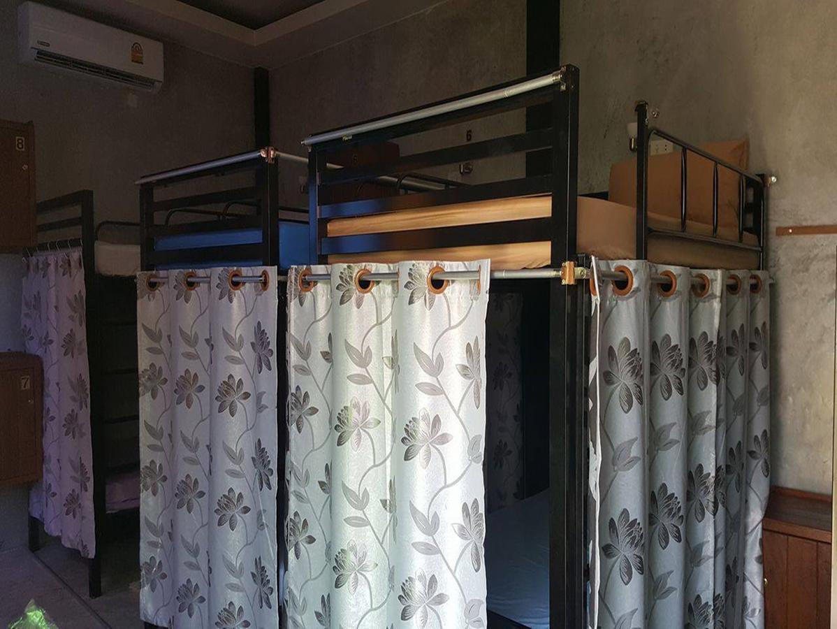 Pk Hostel Phra Nakhon Si Ayutthaya Exteriör bild
