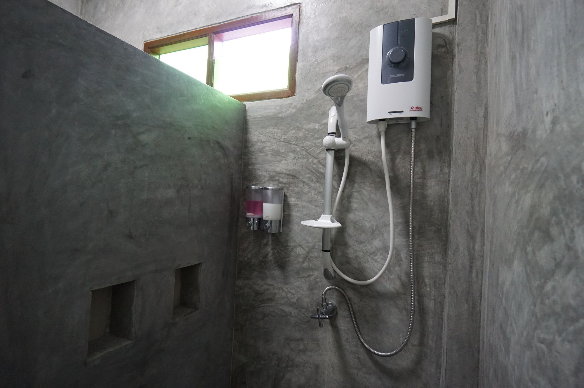Pk Hostel Phra Nakhon Si Ayutthaya Exteriör bild